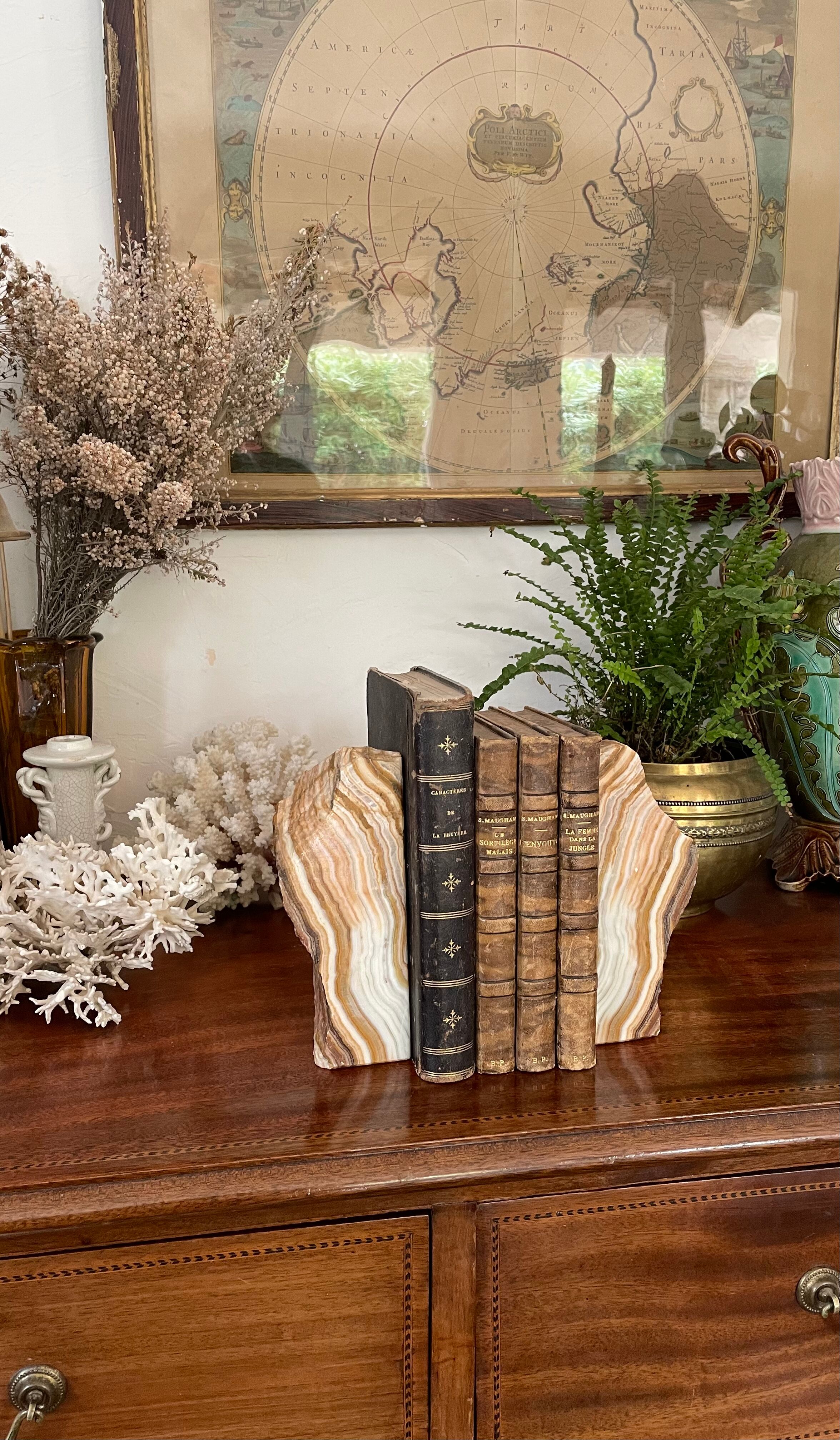 Serre-livres en onyx