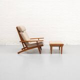 GE-375 Armchair & Hocker by Hans Wegner for Getama