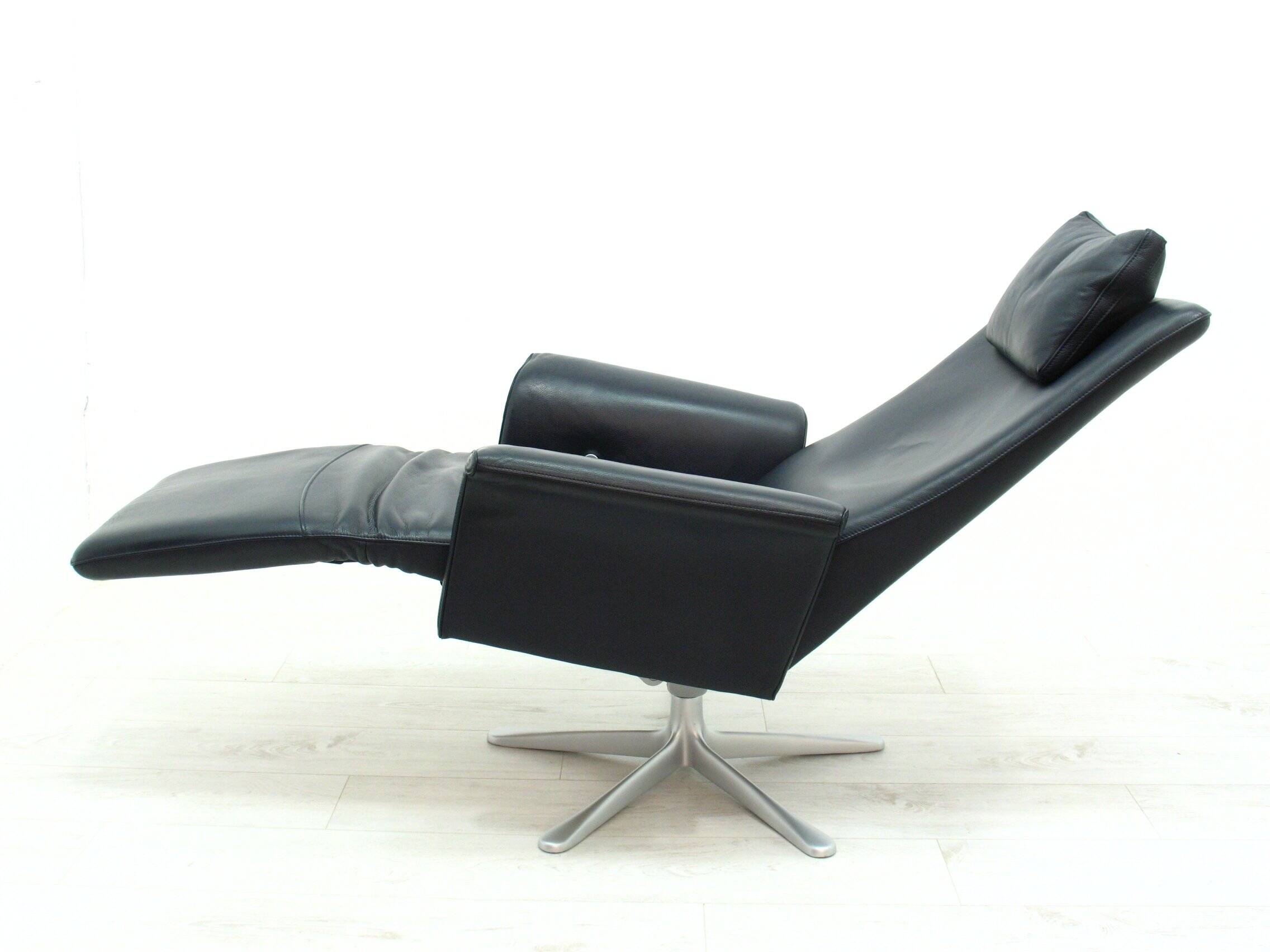 Fsm model filou armchair, 1990s
