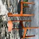 Paire de chaises scandinaves bois et skaï