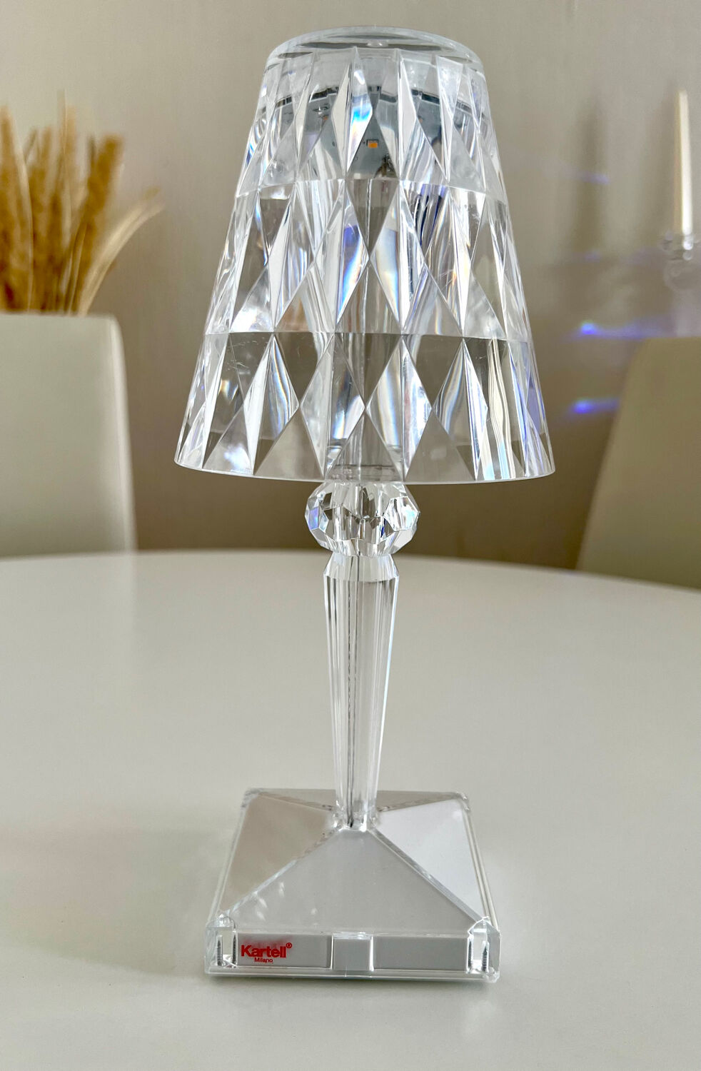 Kartell Original Transparent Battery Lamp – design by Ferruccio Laviani
