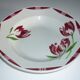 Tulip plates and garnet red bouquet