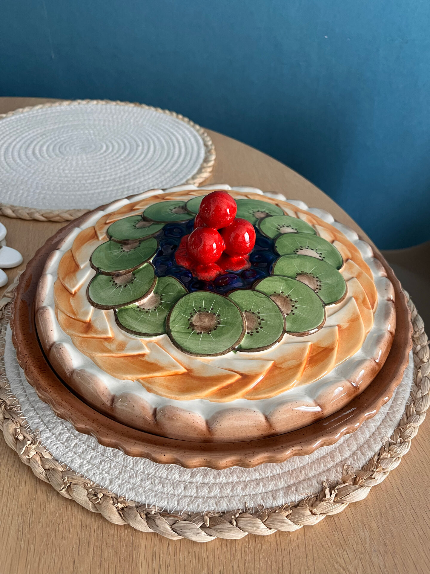 Fruit tart dish barbotine "fruit tart" Silea