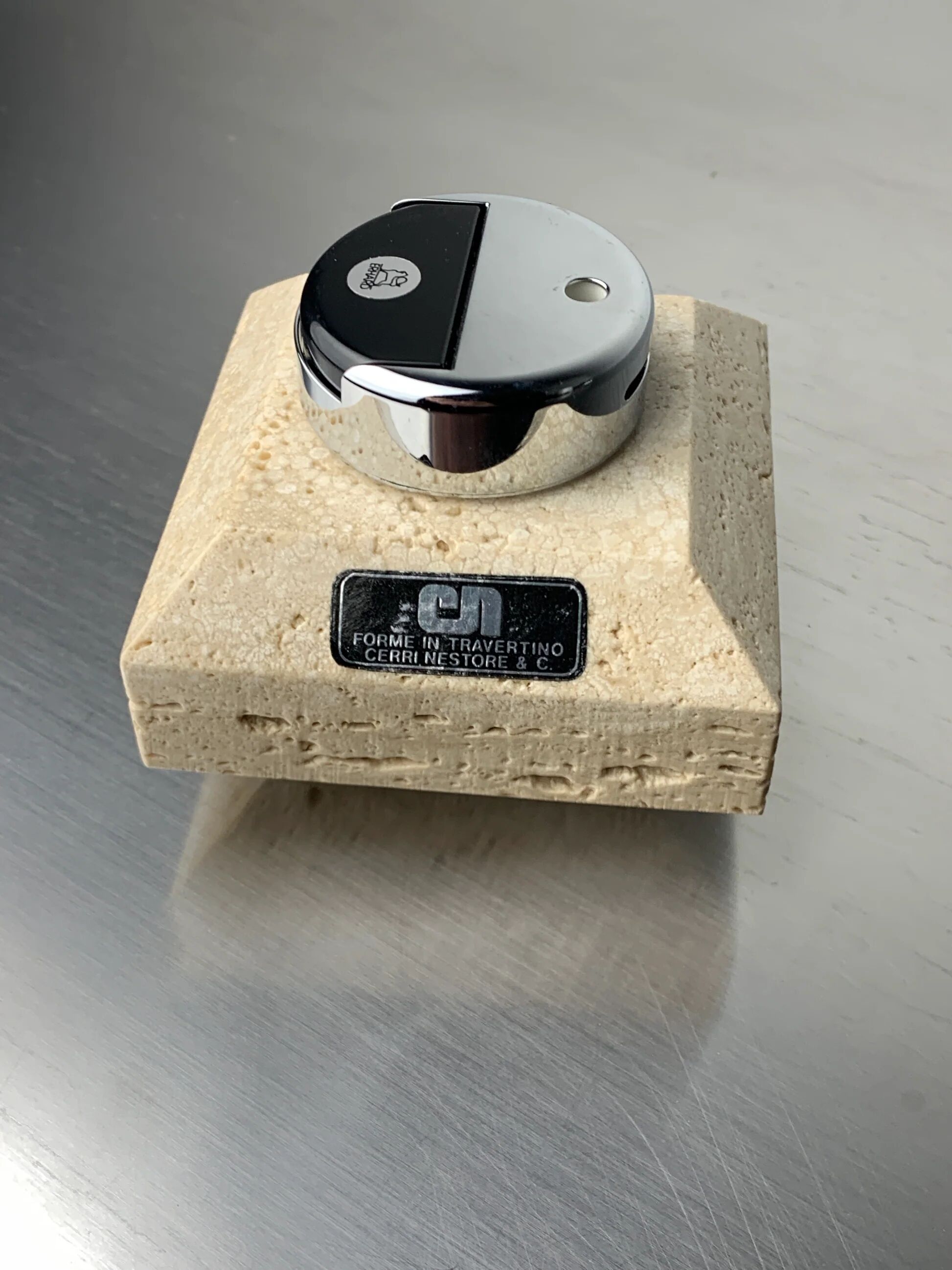 Brutalist lighter by Fratelli Mannelli, travertine, Italy, circa 1970s