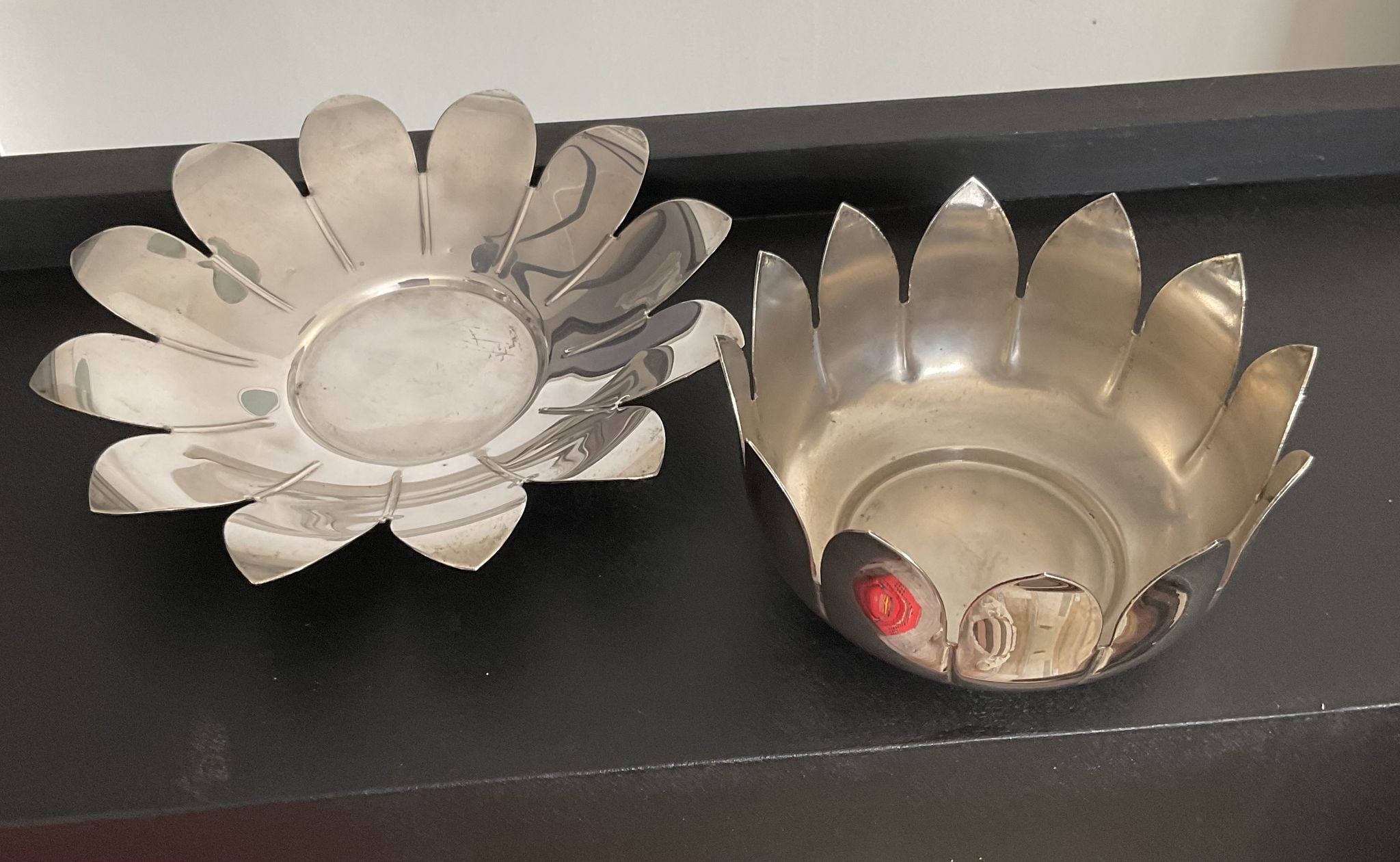 Empty Lotus pocket in silver metal Italy 70s