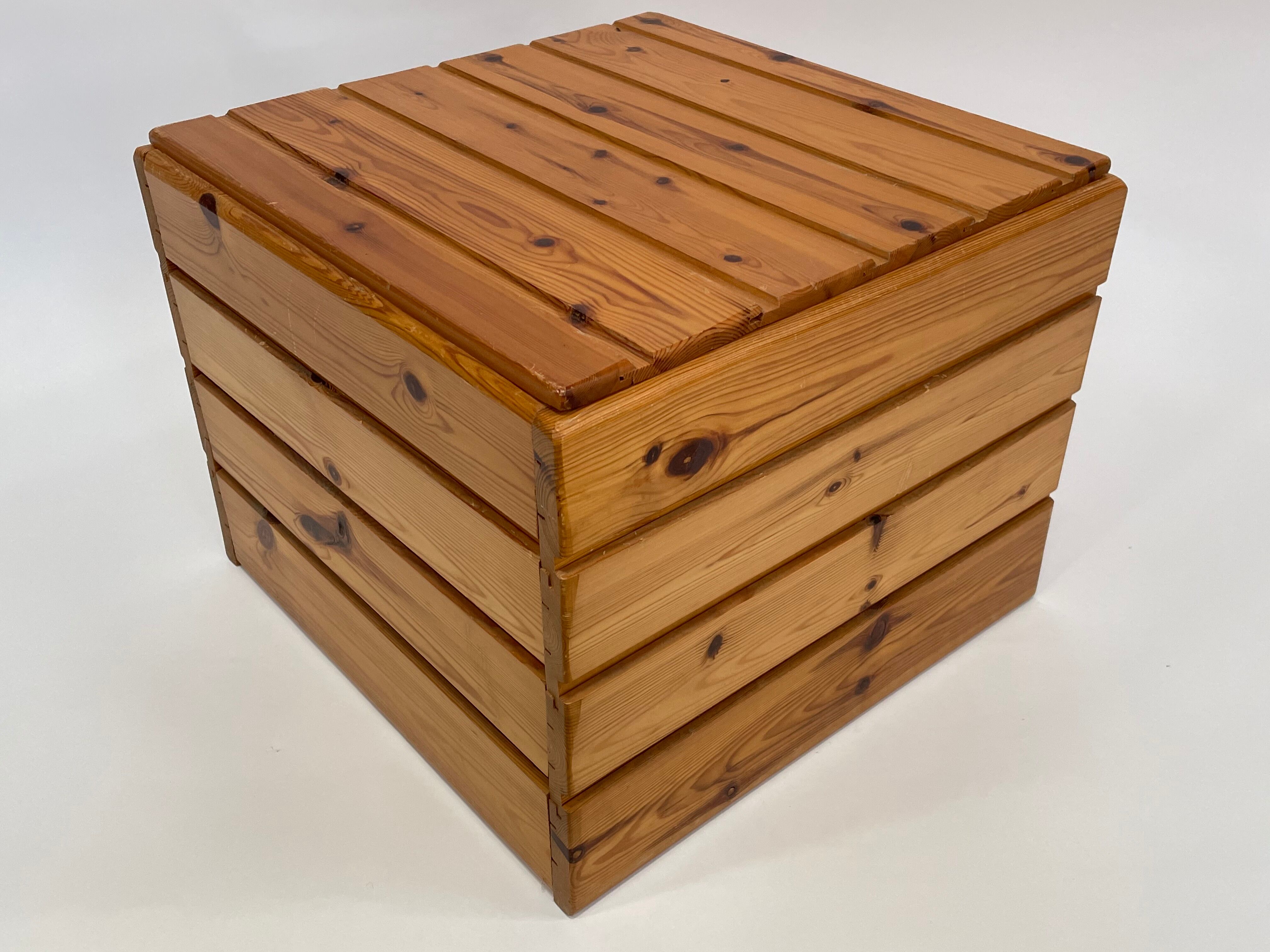 Vintage pine storage box basket wood minimalism 60s