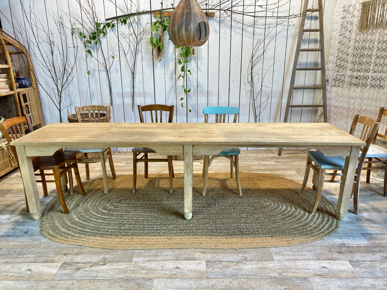 Farmhouse table