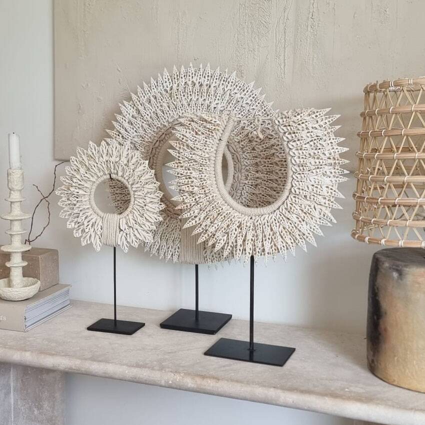 Decorative Papuan shell necklace