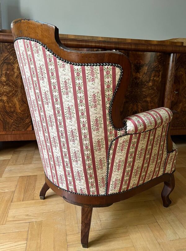 Fauteuil avec repose-pieds de style Louis Philippe d'époque 19ème siècle