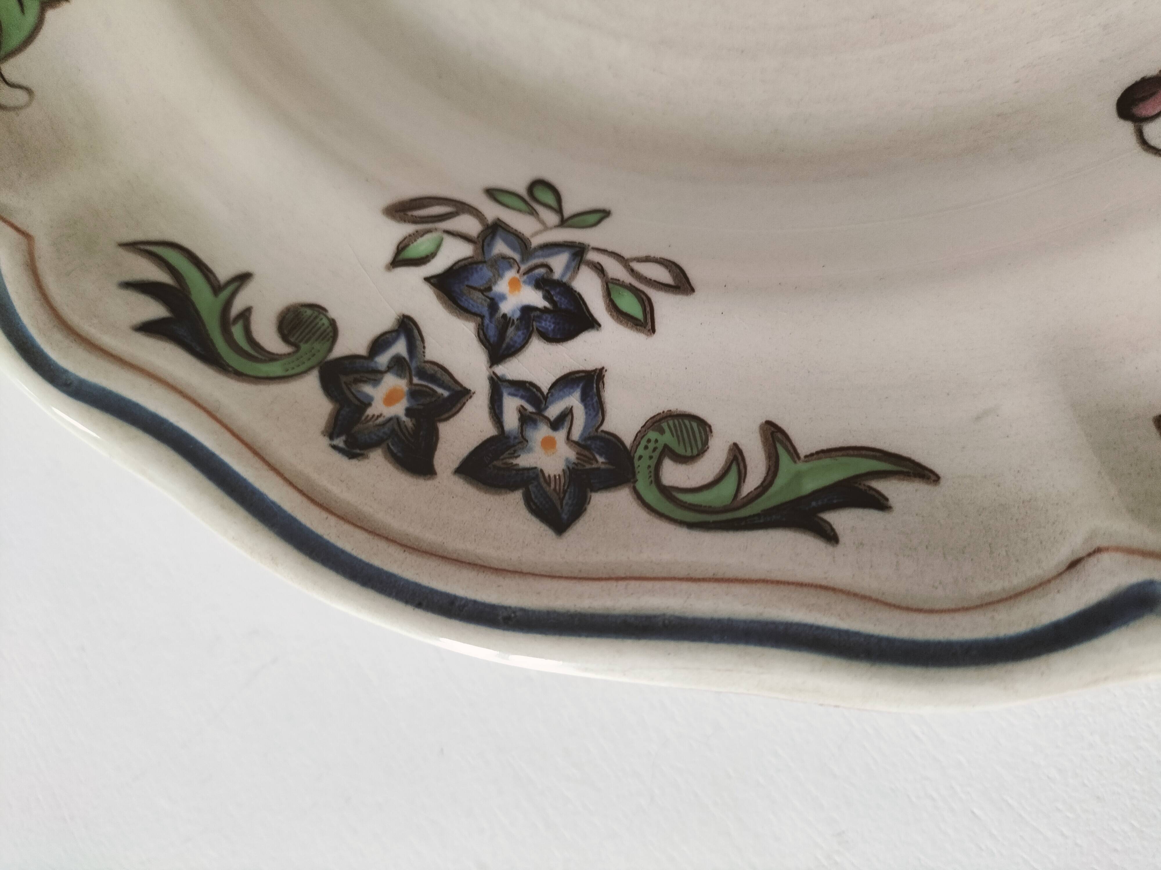 Longchamp plate – “hand-style” decoration, a reinterpretation of the Cléry model