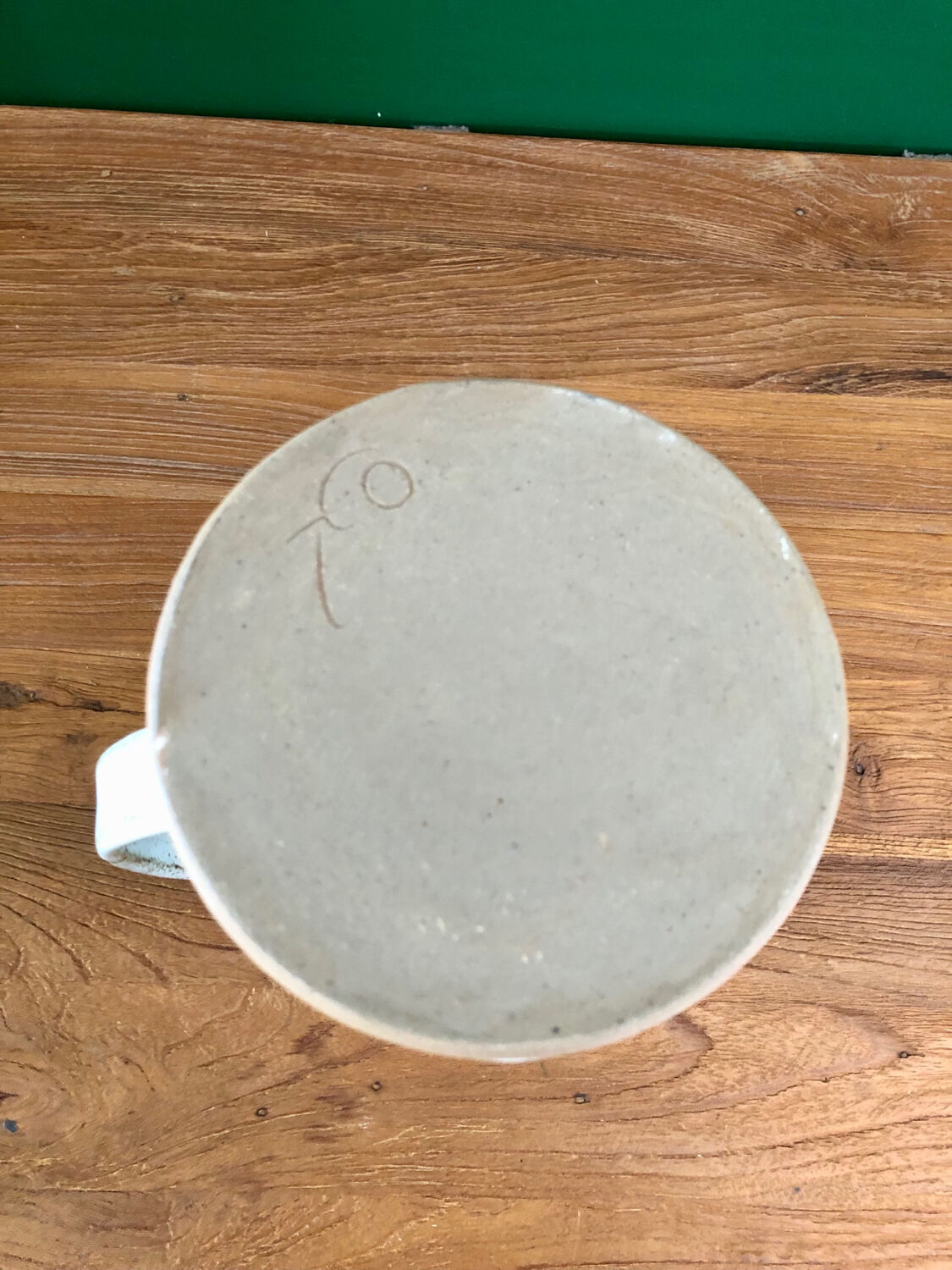 Cracked jug