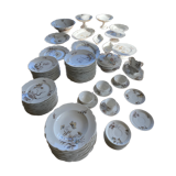 Porcelain crockery service