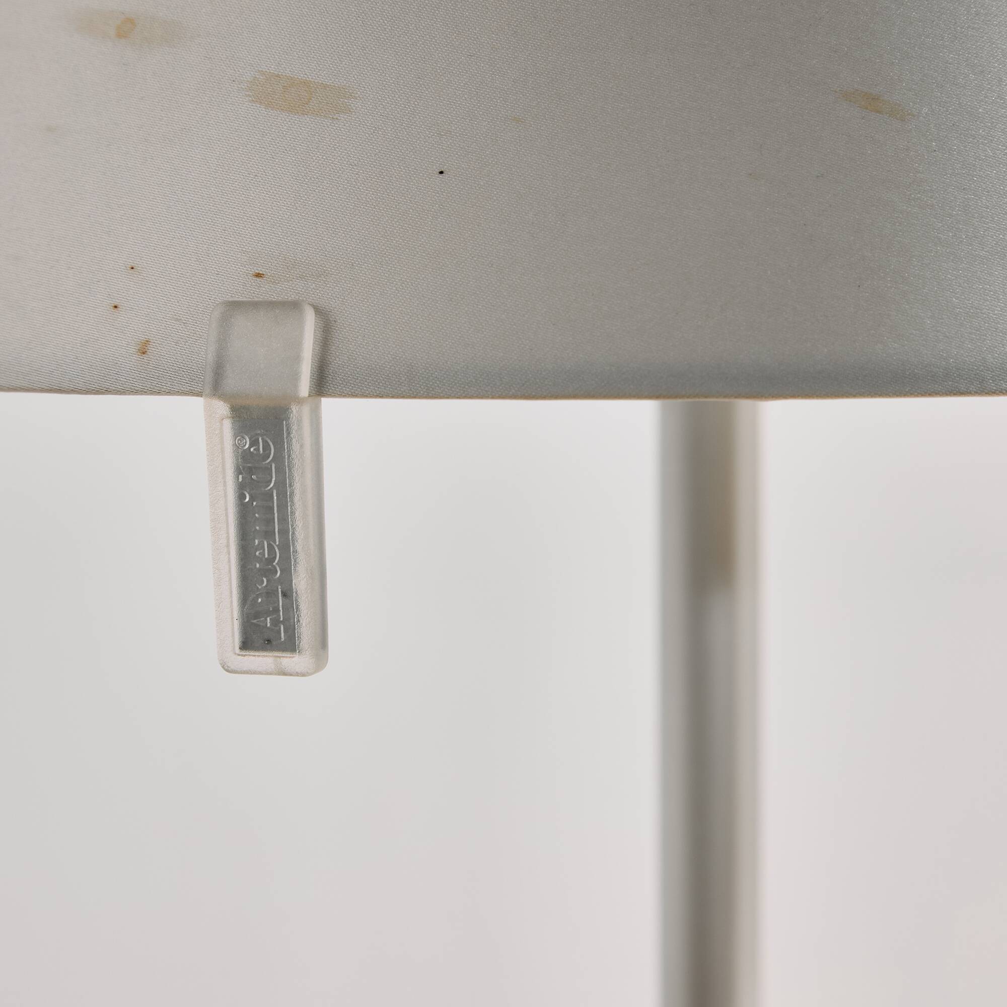 Melampo table lamp by Adrien Gardère for Artemide