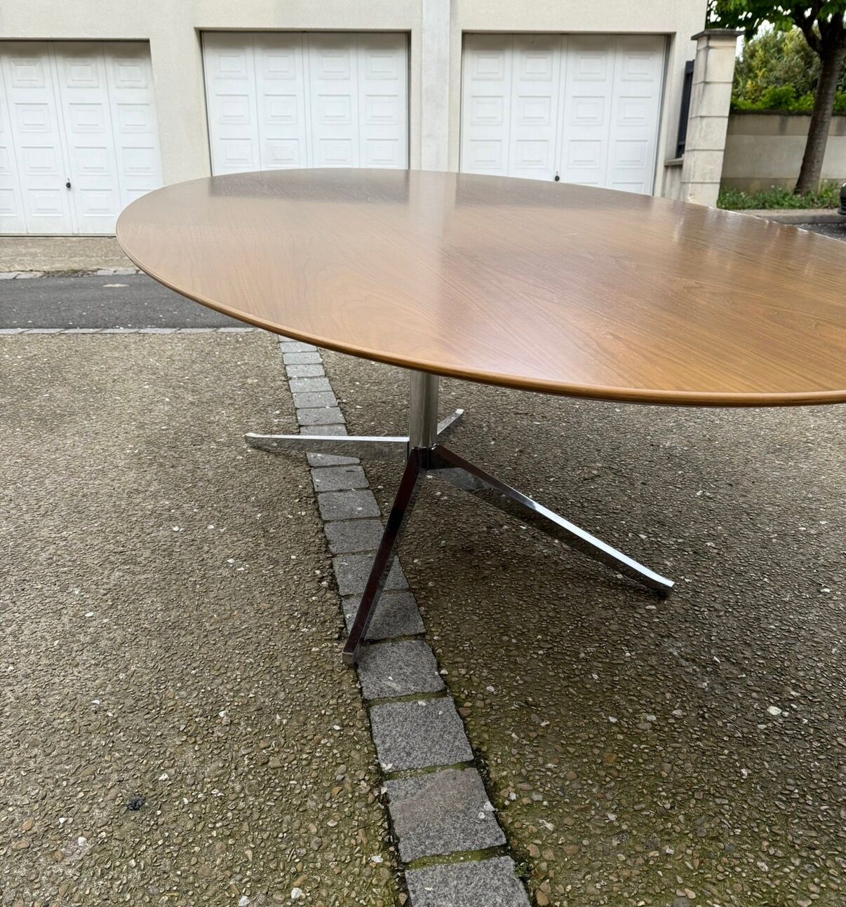 Dining table Florence Knoll