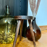 Tripod stool feet compass