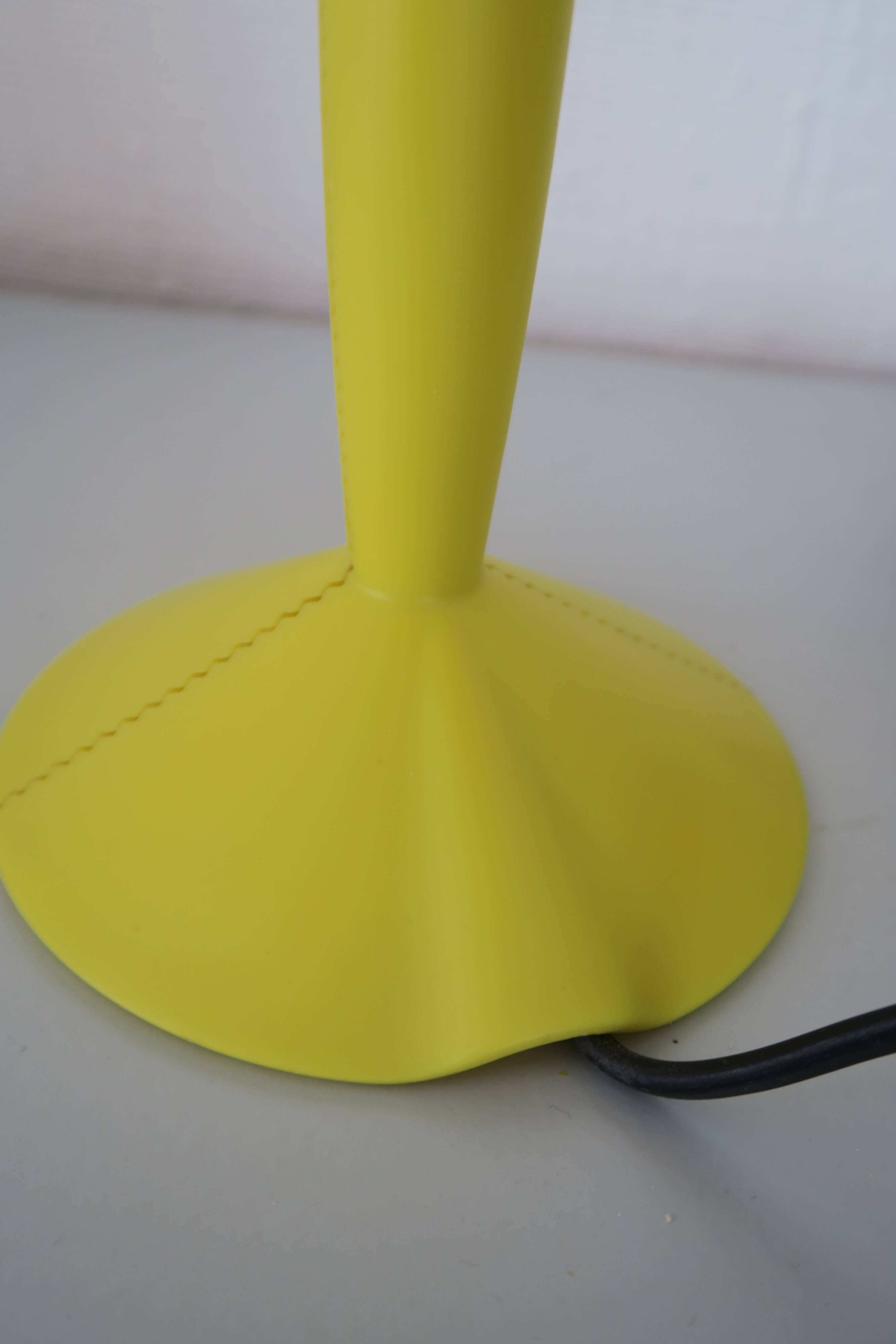 Philippe Starck lamp Miss Sissi Flos Design 1991