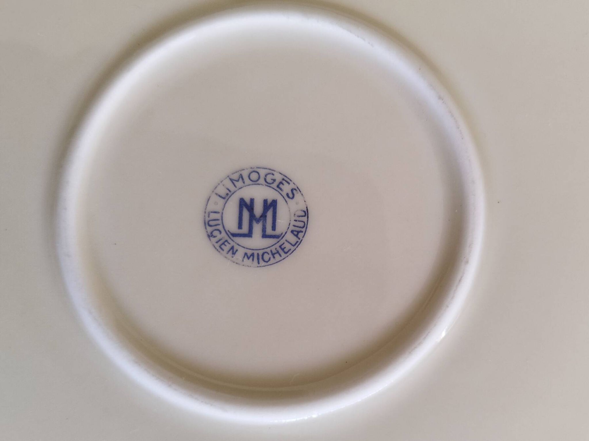 Plat porcelaine de Limoges Lucien Michelaud