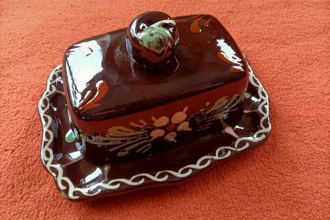 Retro ceramic sugar bowl 💐