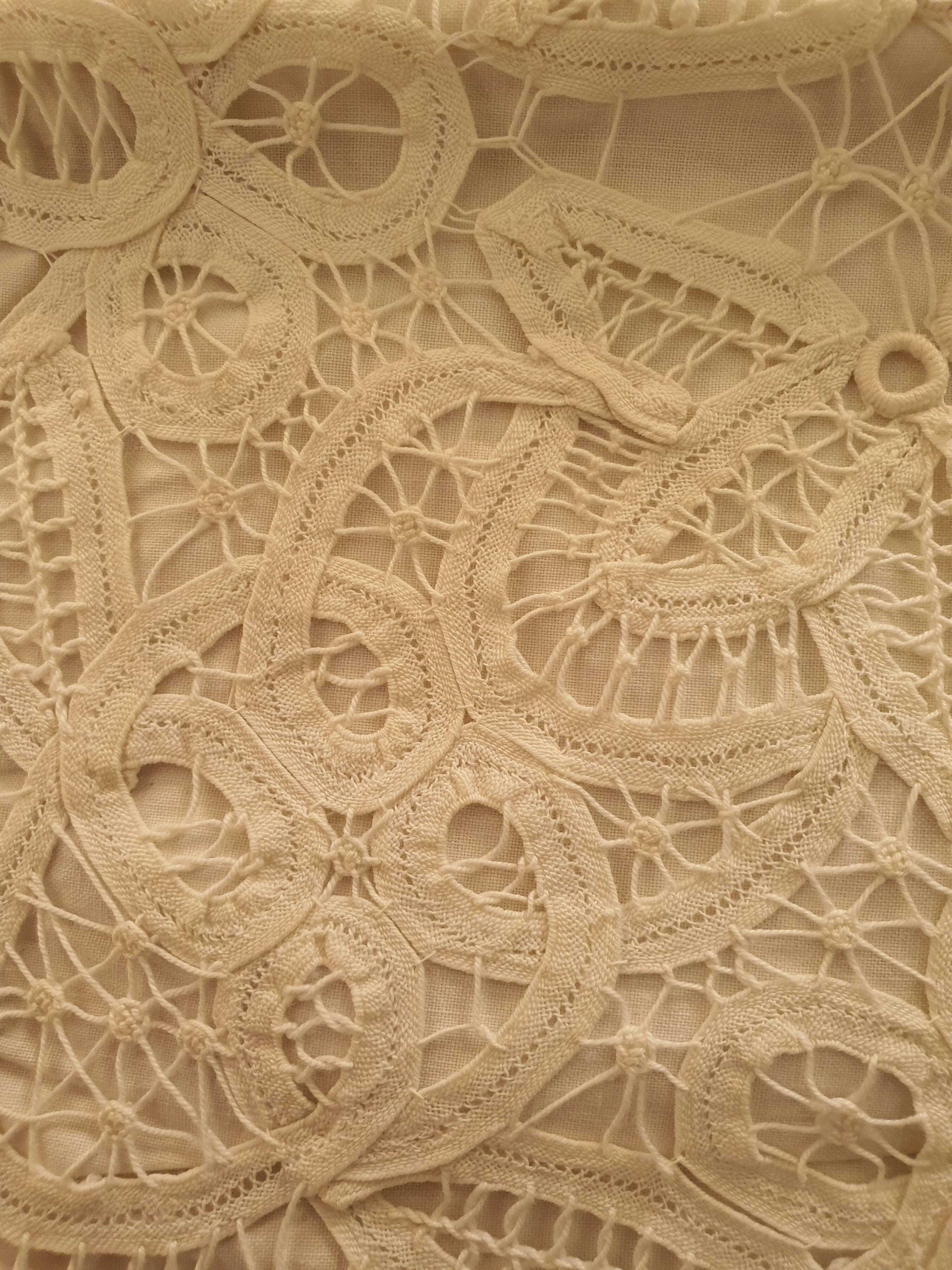 Lace cushion cover