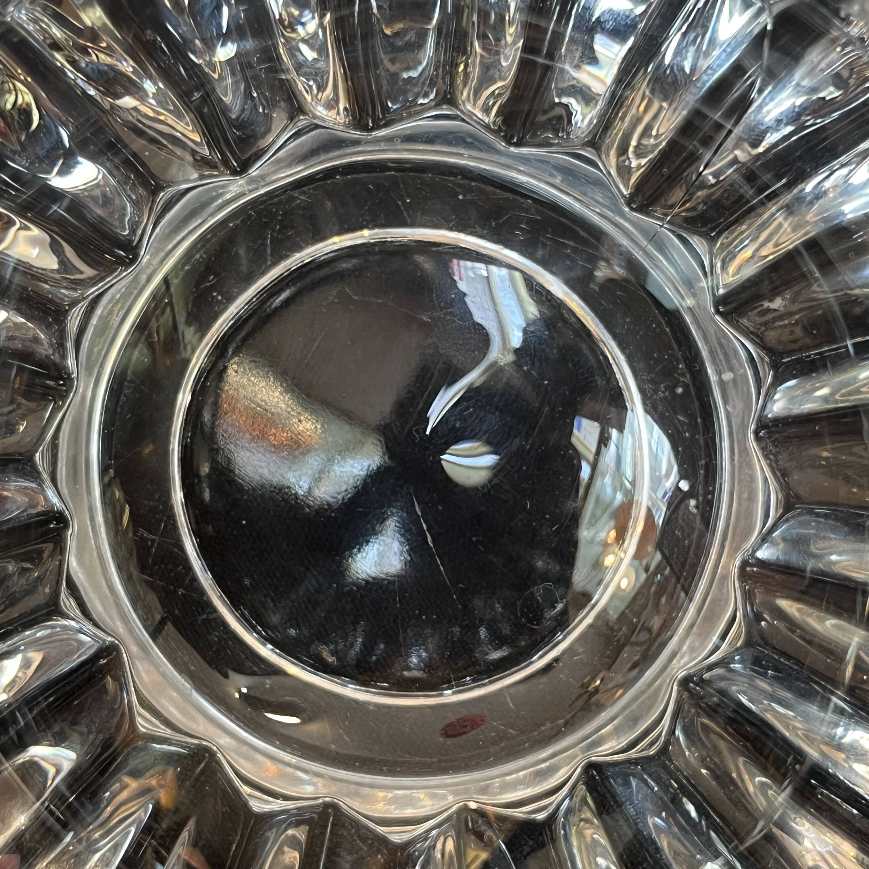 Art Deco molded glass ashtray by Pierre D'Avesn - Art Deco pocket emptier