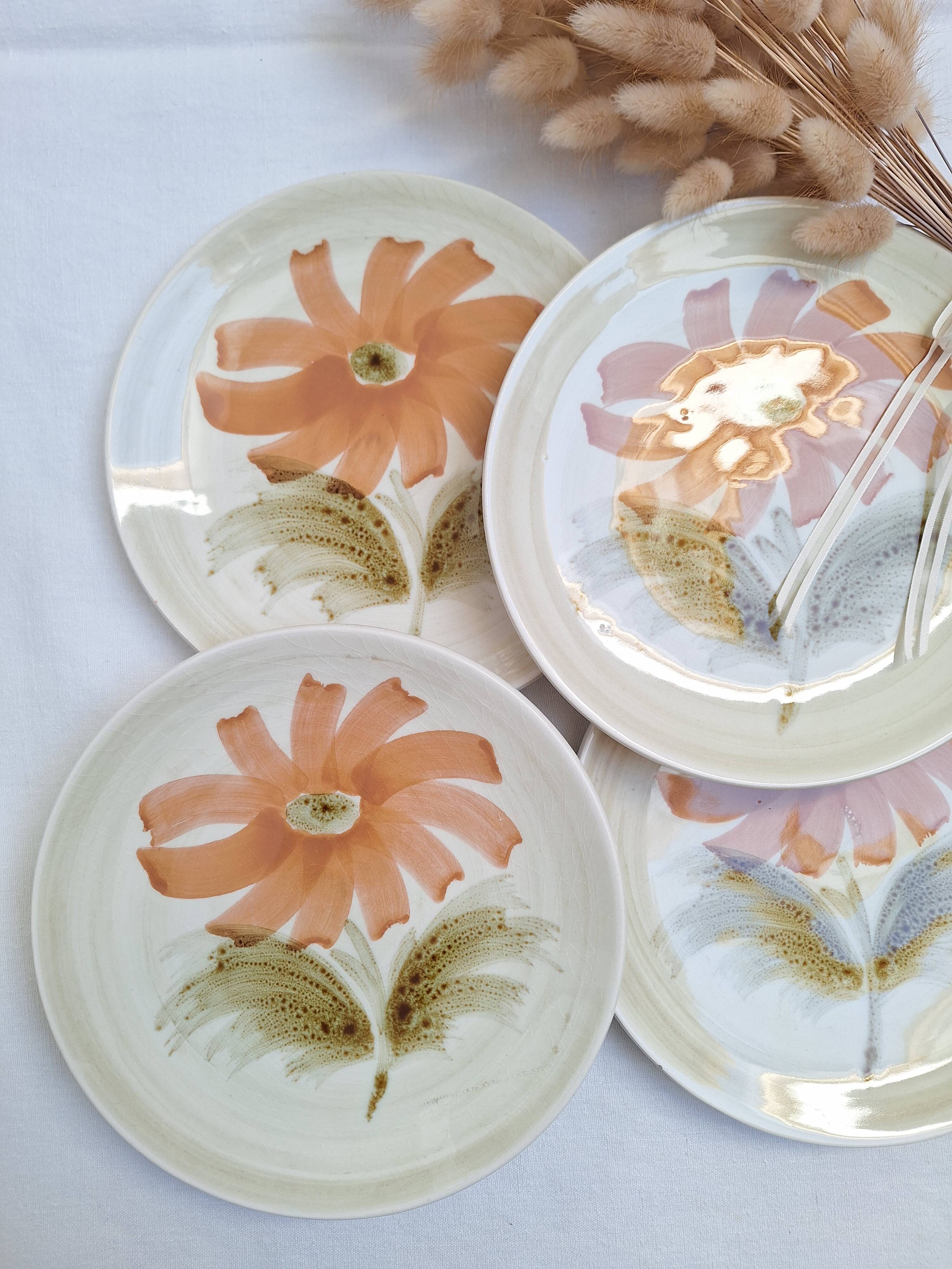 Dessert plates with flowers St Amand
