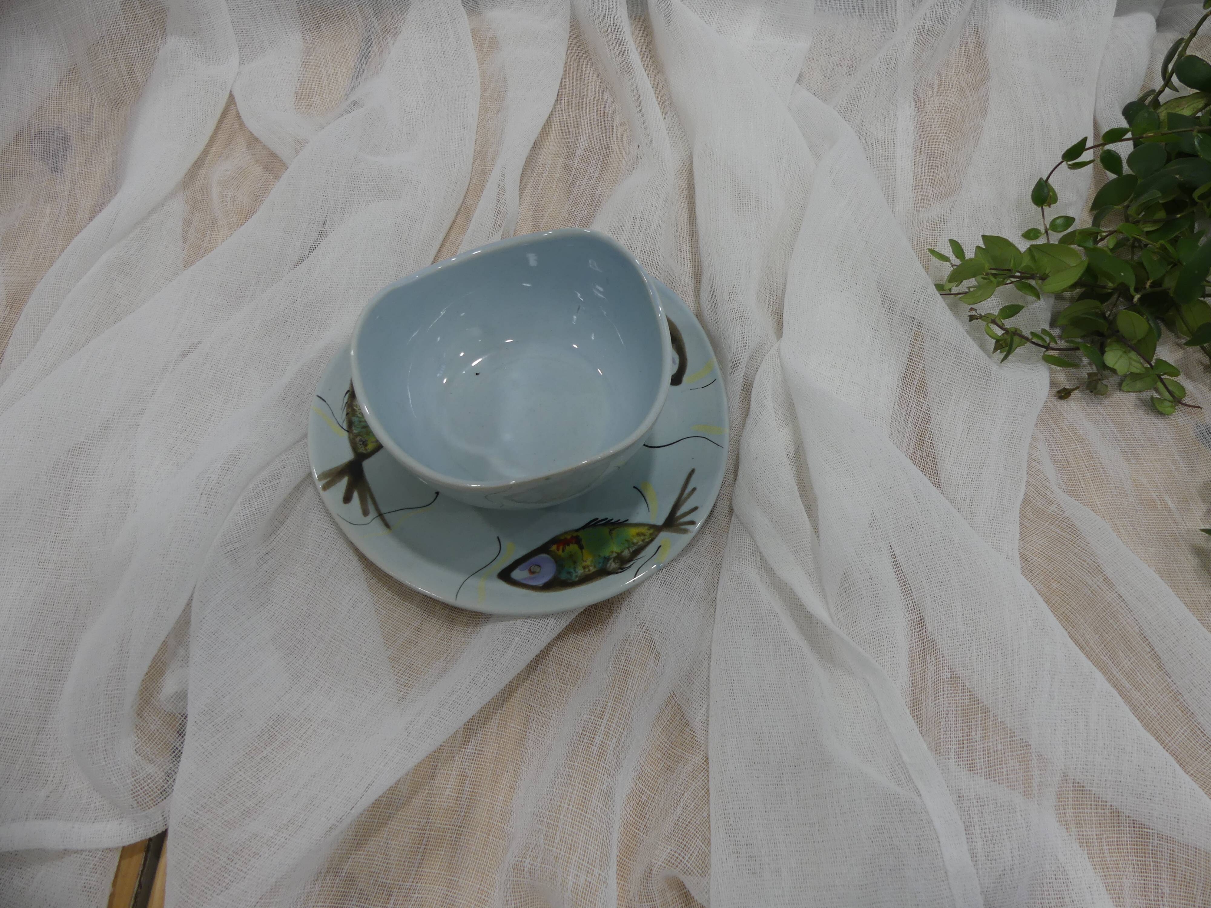 Ceramic sauce dish