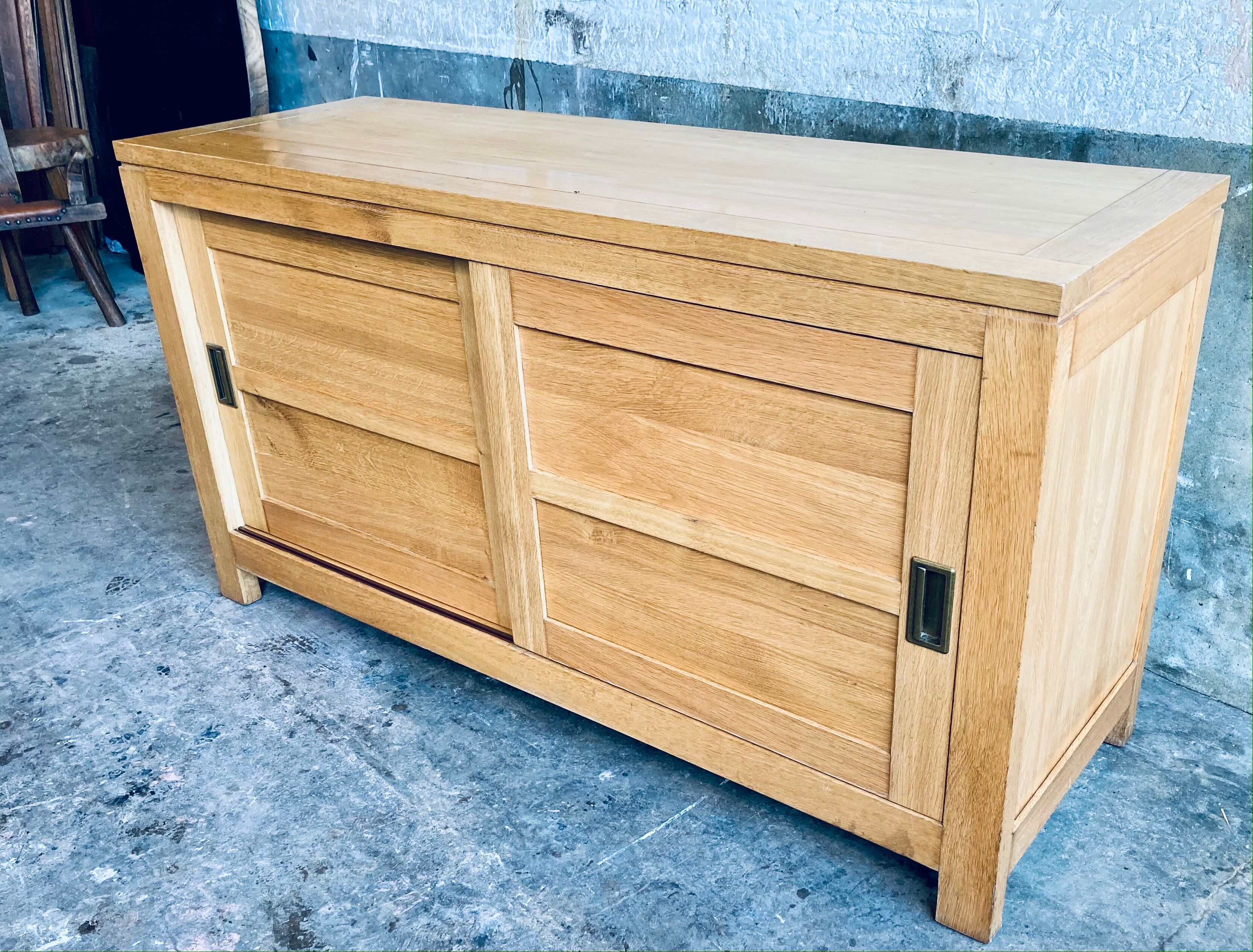 Contemporary enfilade