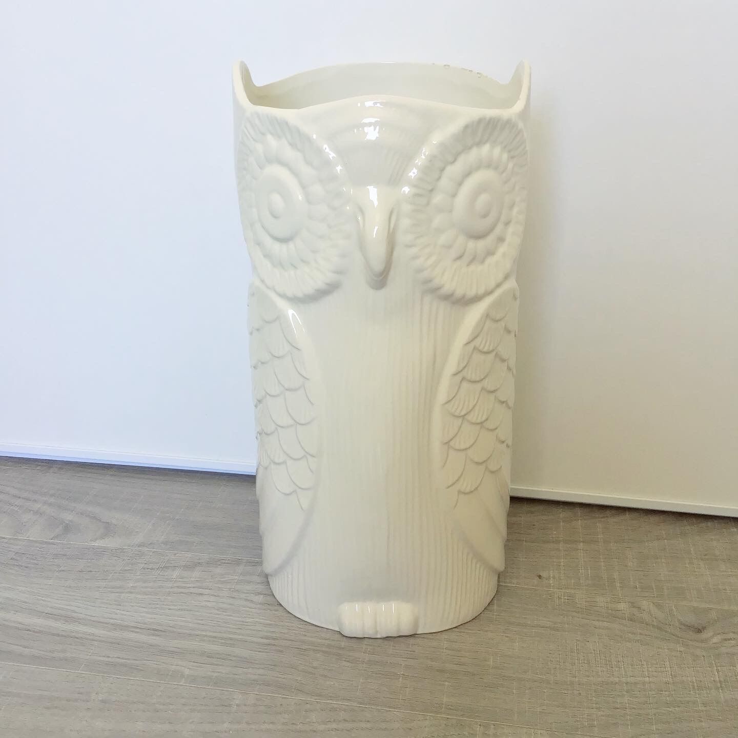 Vintage ceramic owl umbrella holder