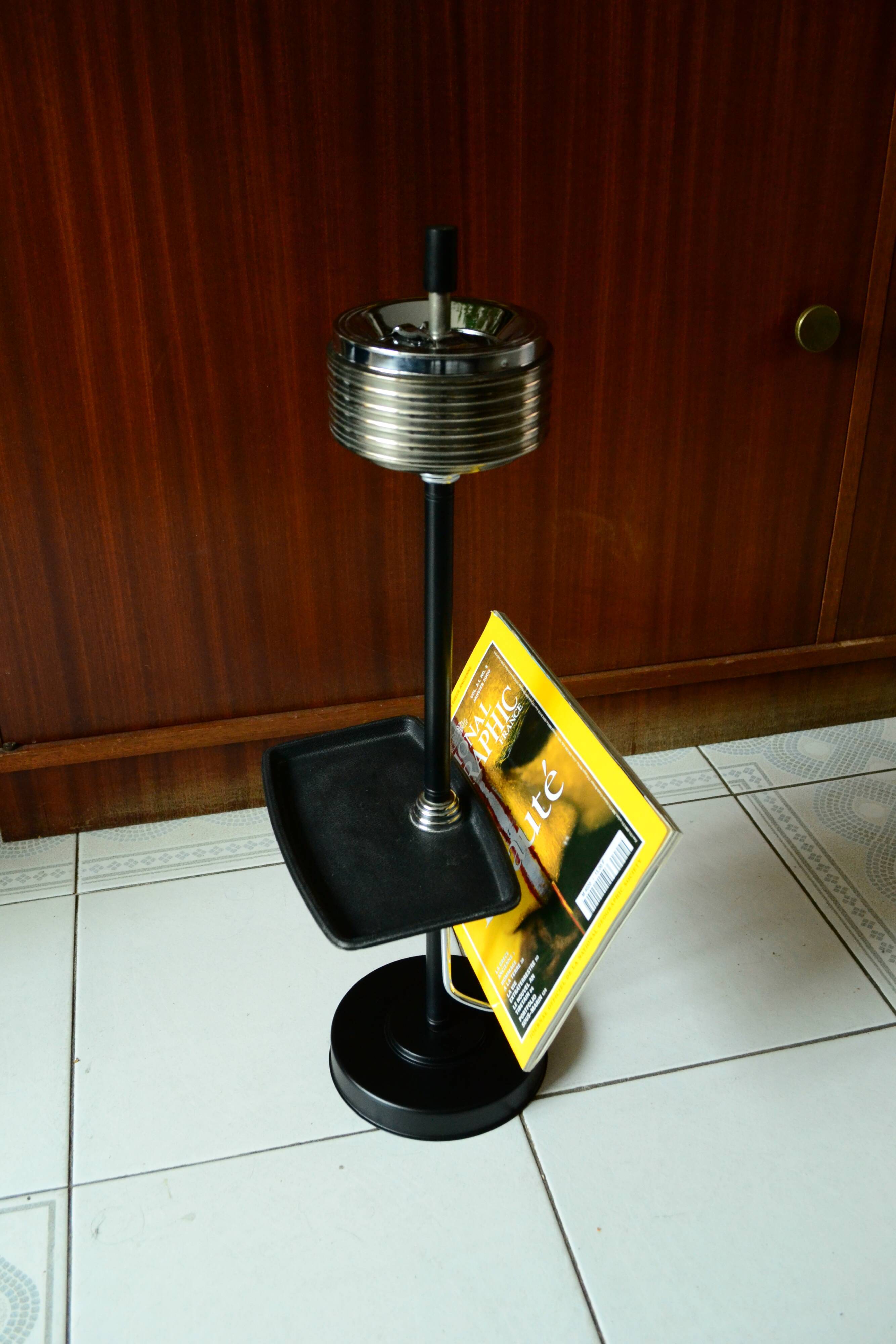Ashtray on foot 70 years with magazine rack