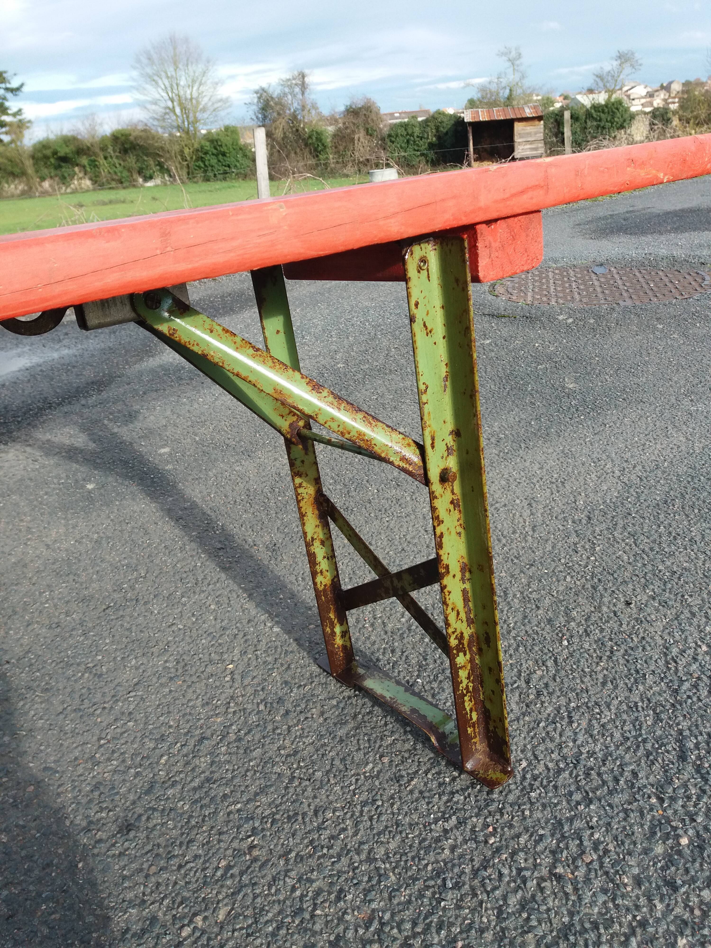 Folding brewery bench