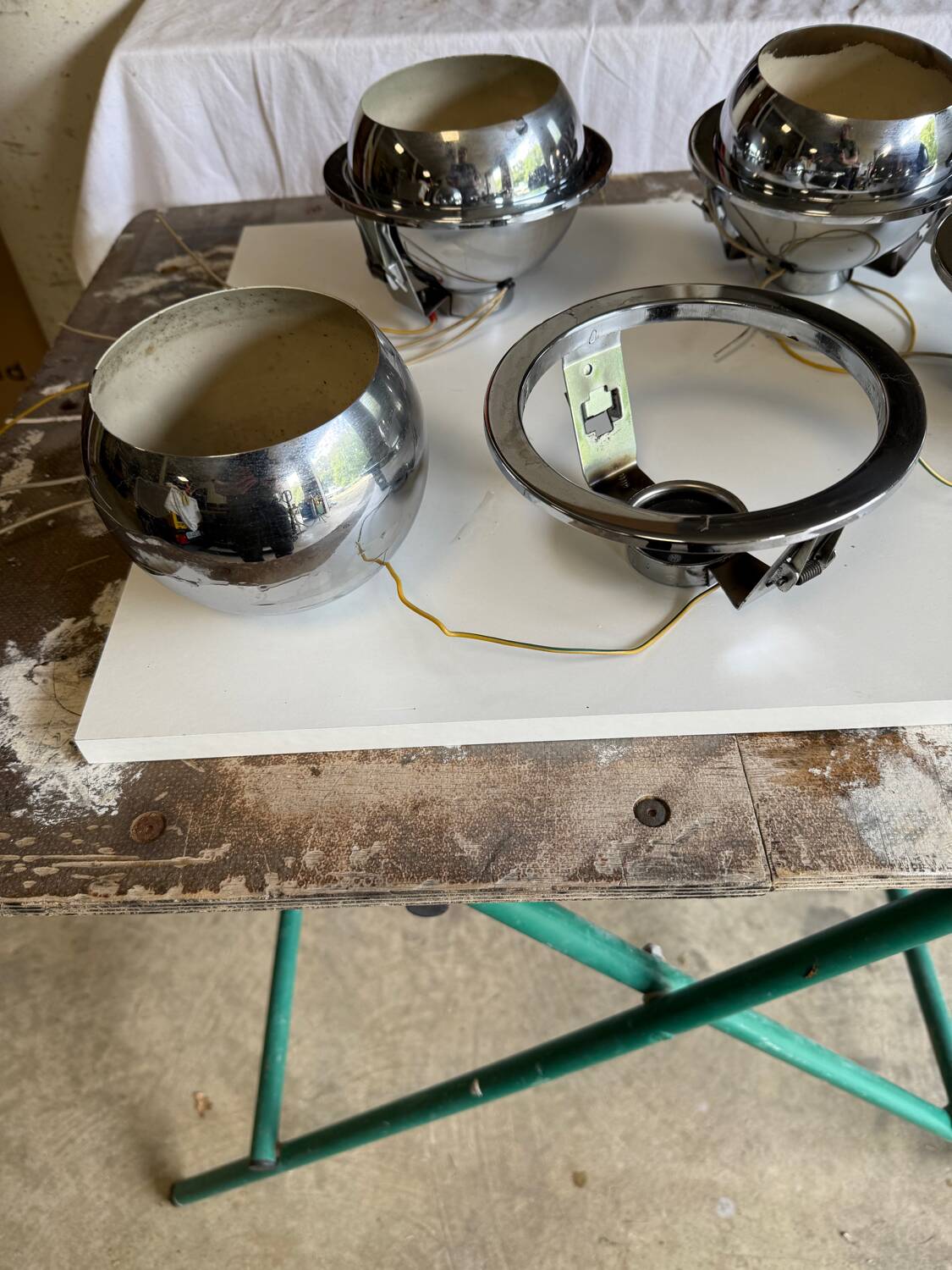 Vintage recessed spotlights
