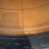 Pedestal table