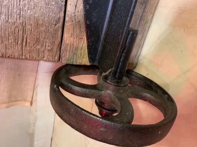 Table basse ancien chariot industriel