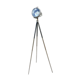 Industrial lamp on foot