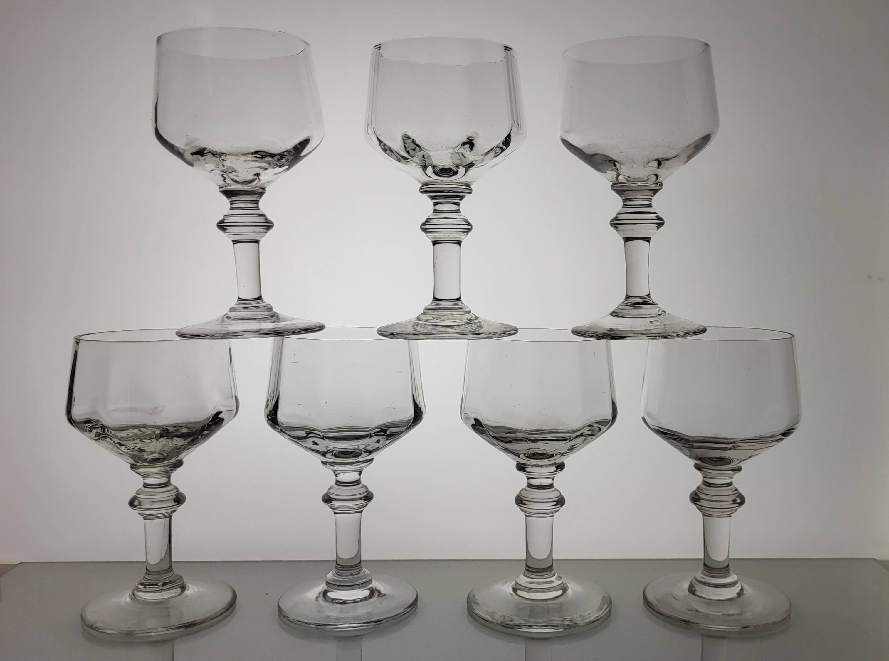 Set of 6 glasses balloons with Venetian ribs