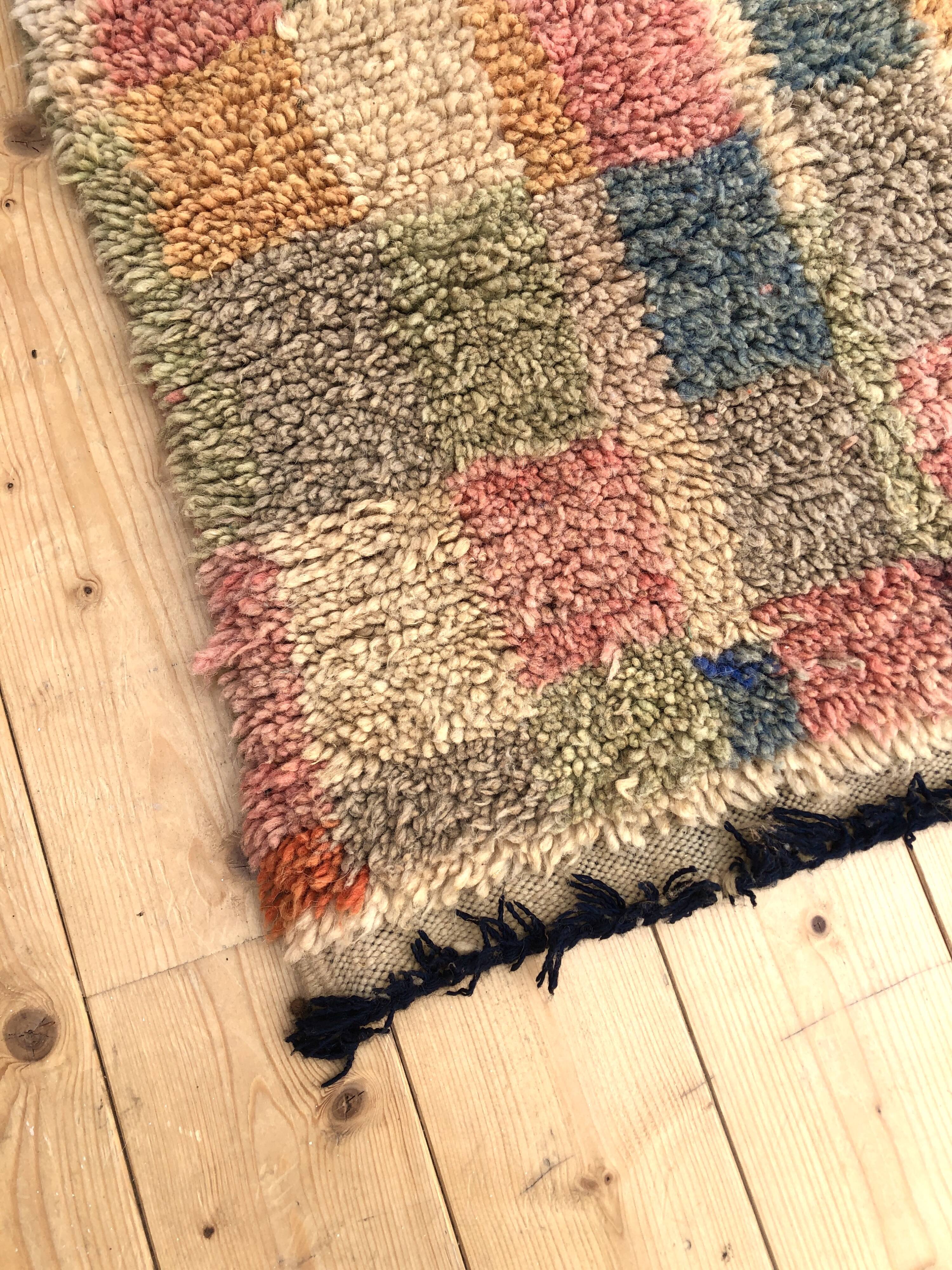 Moroccan Berber carpet corridor Boujaad 3,56x0.73m