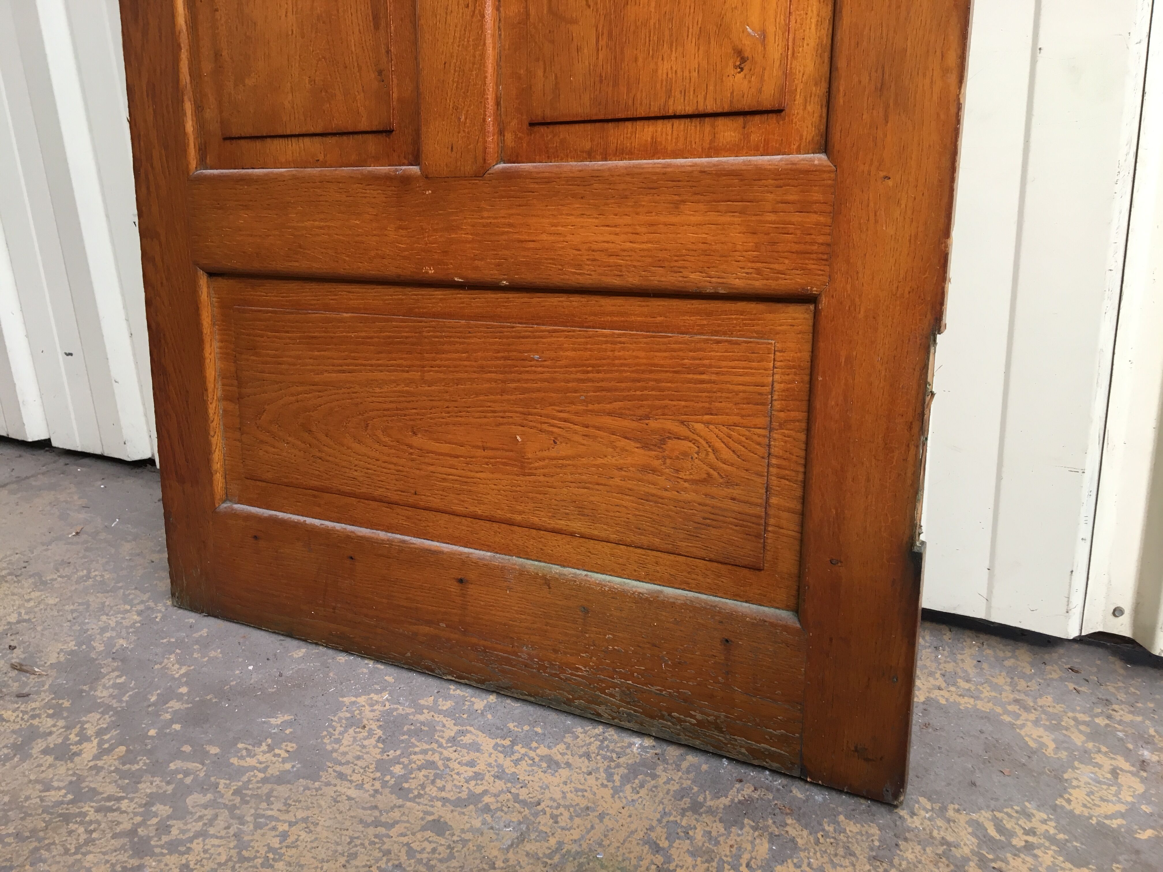 old oak sanitary door of the bank of France