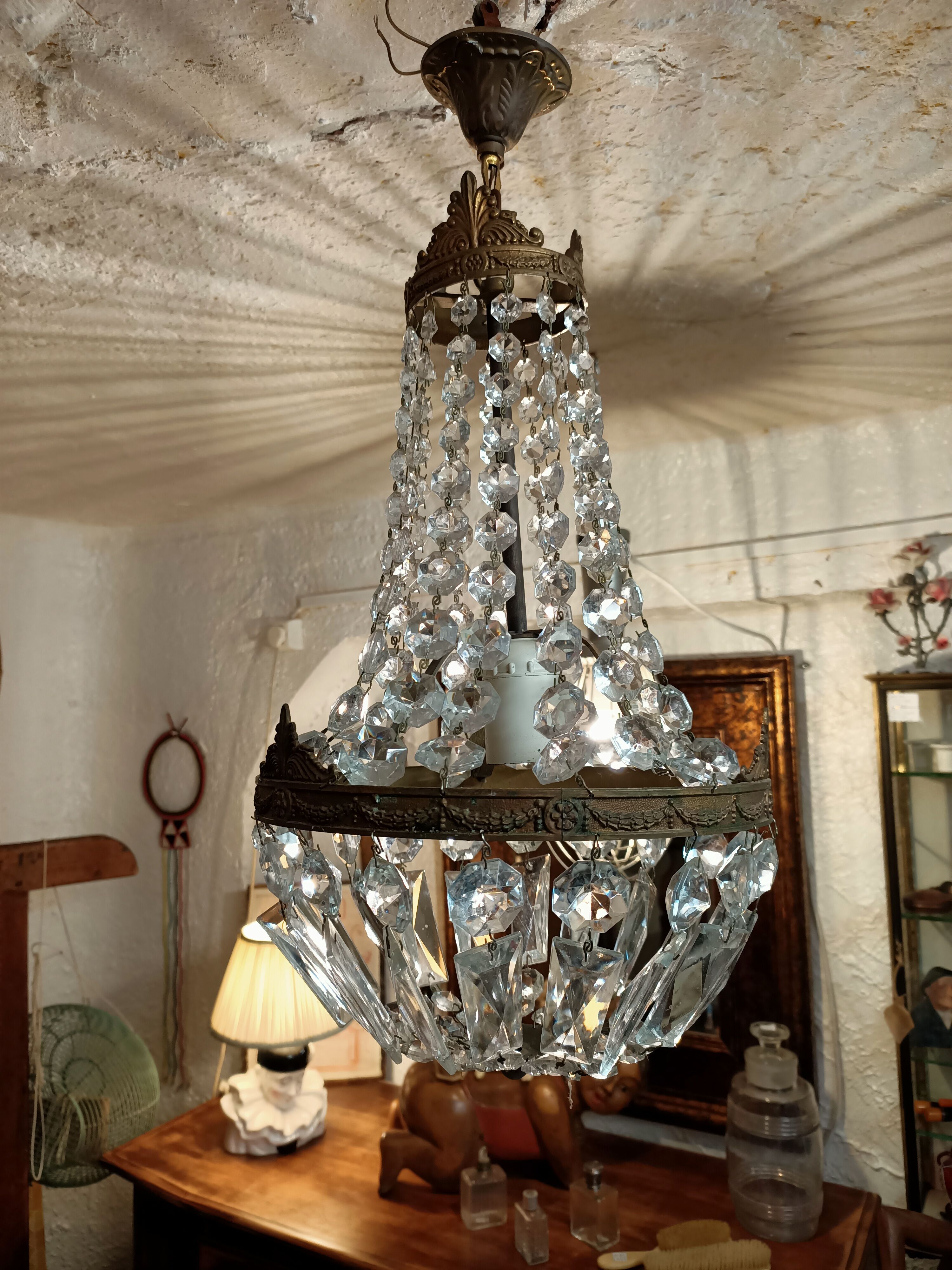 Grape variety chandelier