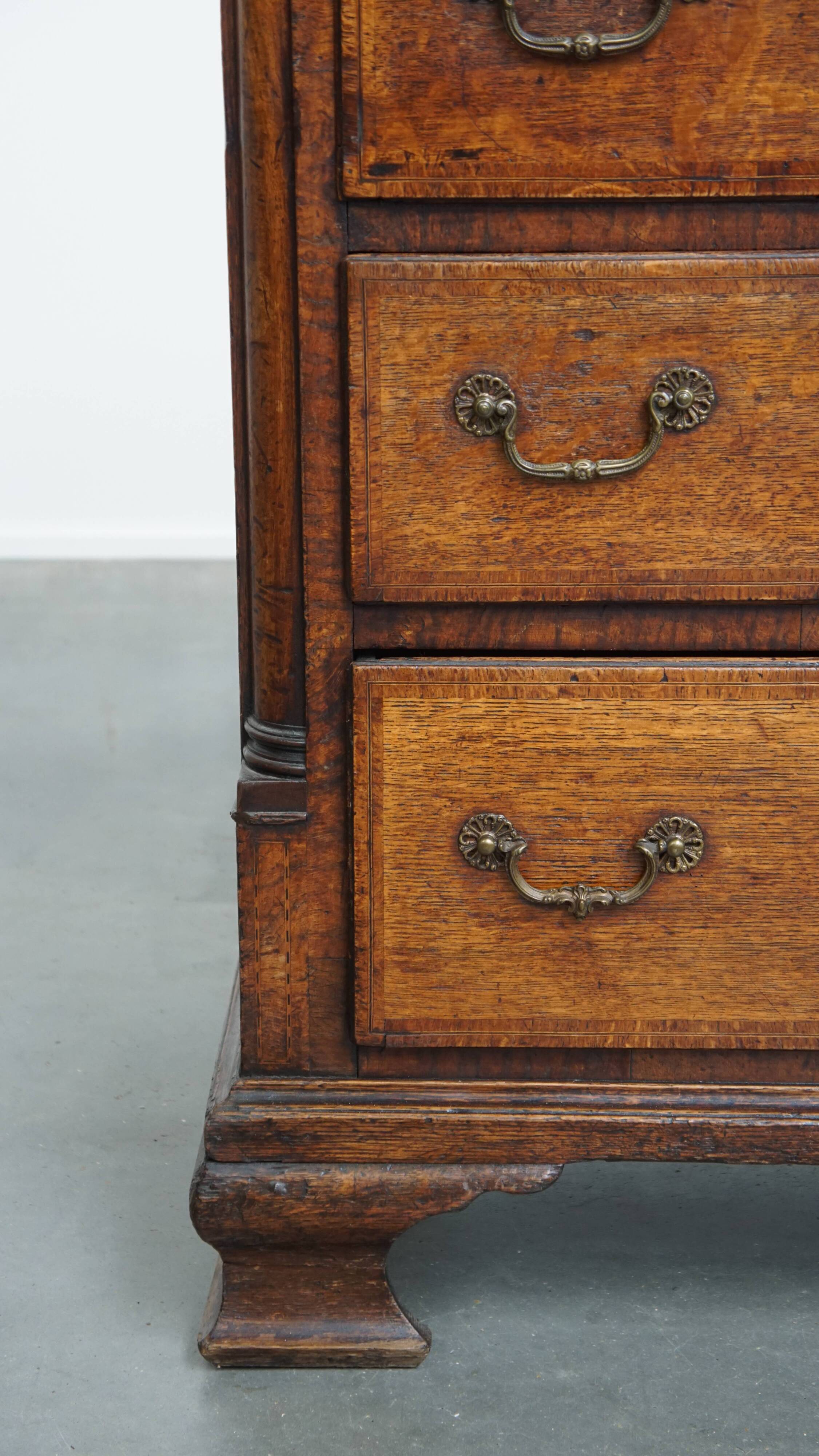 18th-Century English Antique Sideboard / Mule Chest