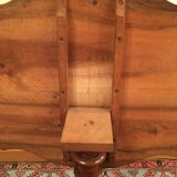 Bevelled table in varnished wood