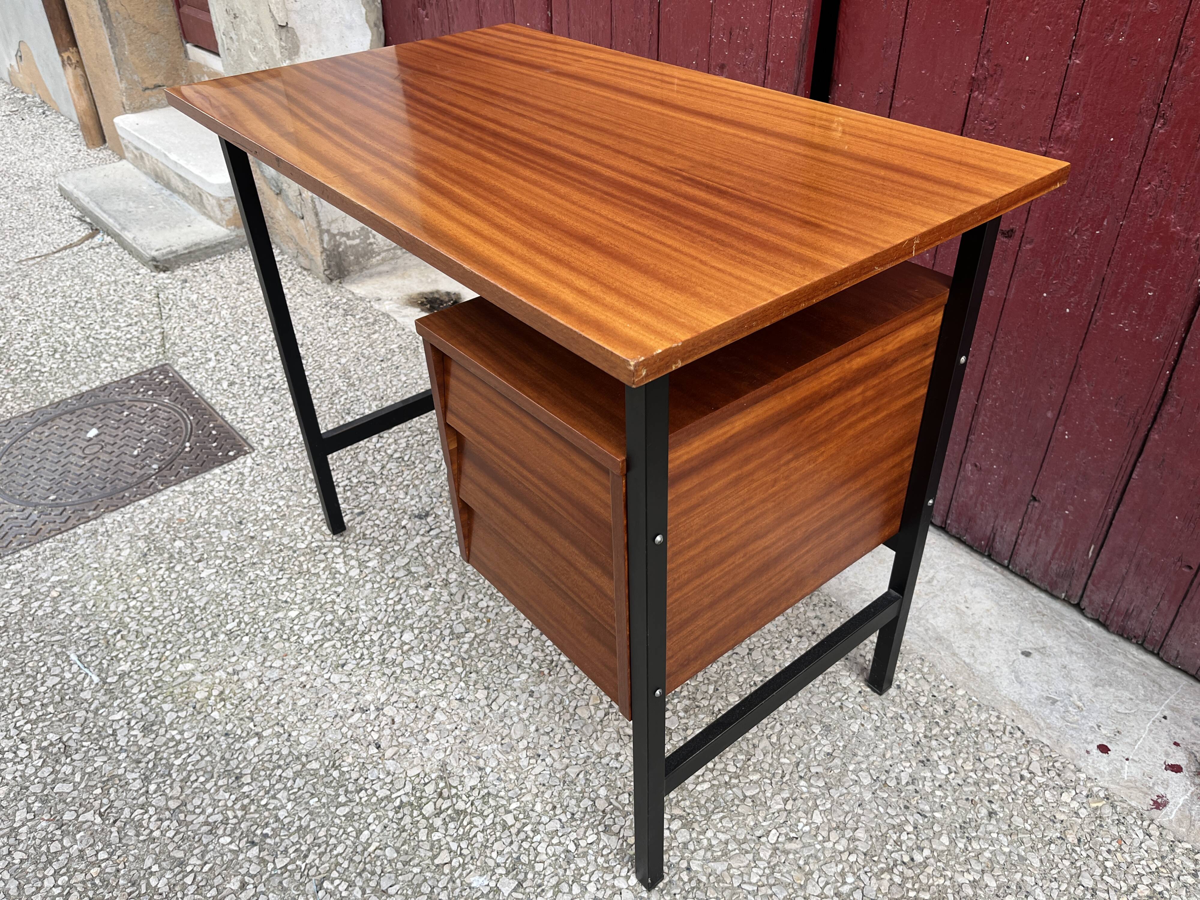 vintage 1960s desk