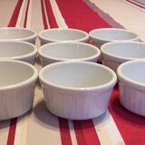 Lot of 9 pleated ramekins in white porcelain