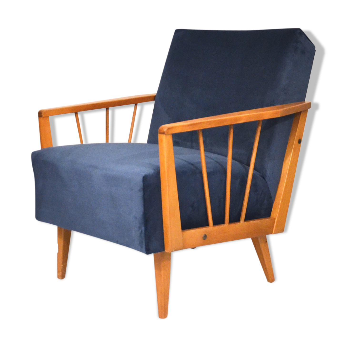 Fauteuil années 60 retapissé velours bleu