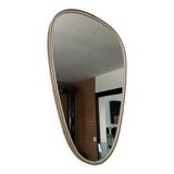 Asymmetrical free-form mirror from the 60s-70s