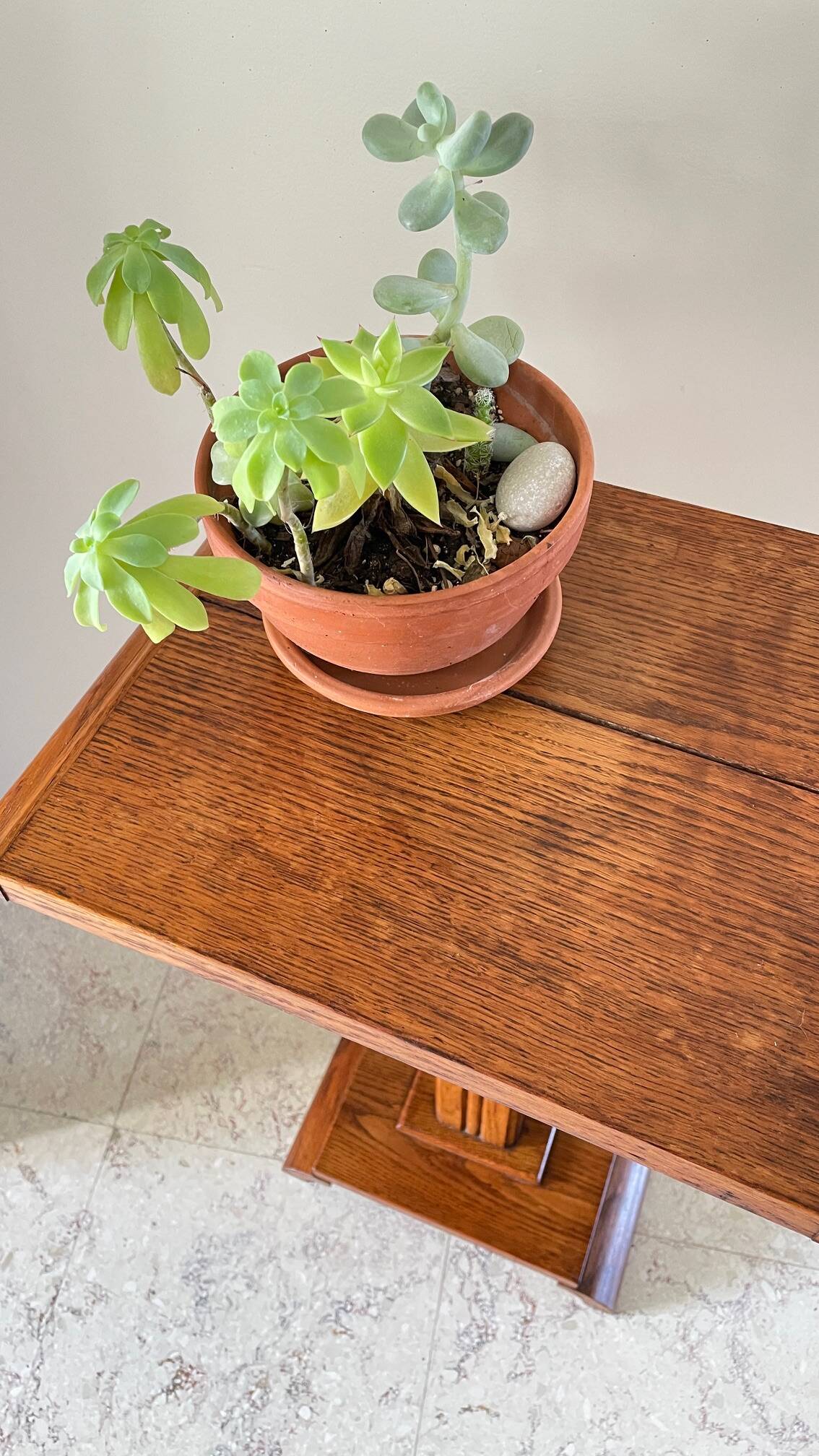 Vintage solid oak saddle plant holder