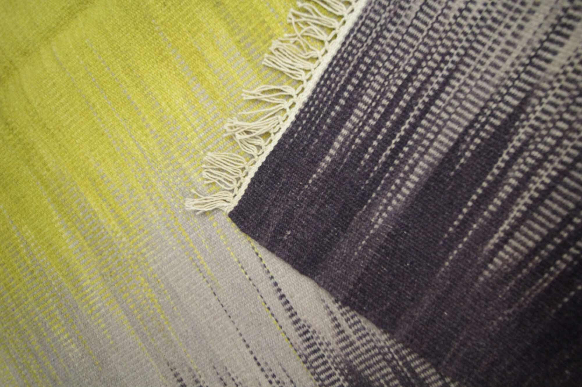 Modern Green Black Wool Kilim Area Rug Handwoven Abstract Rug- 122x183cm
