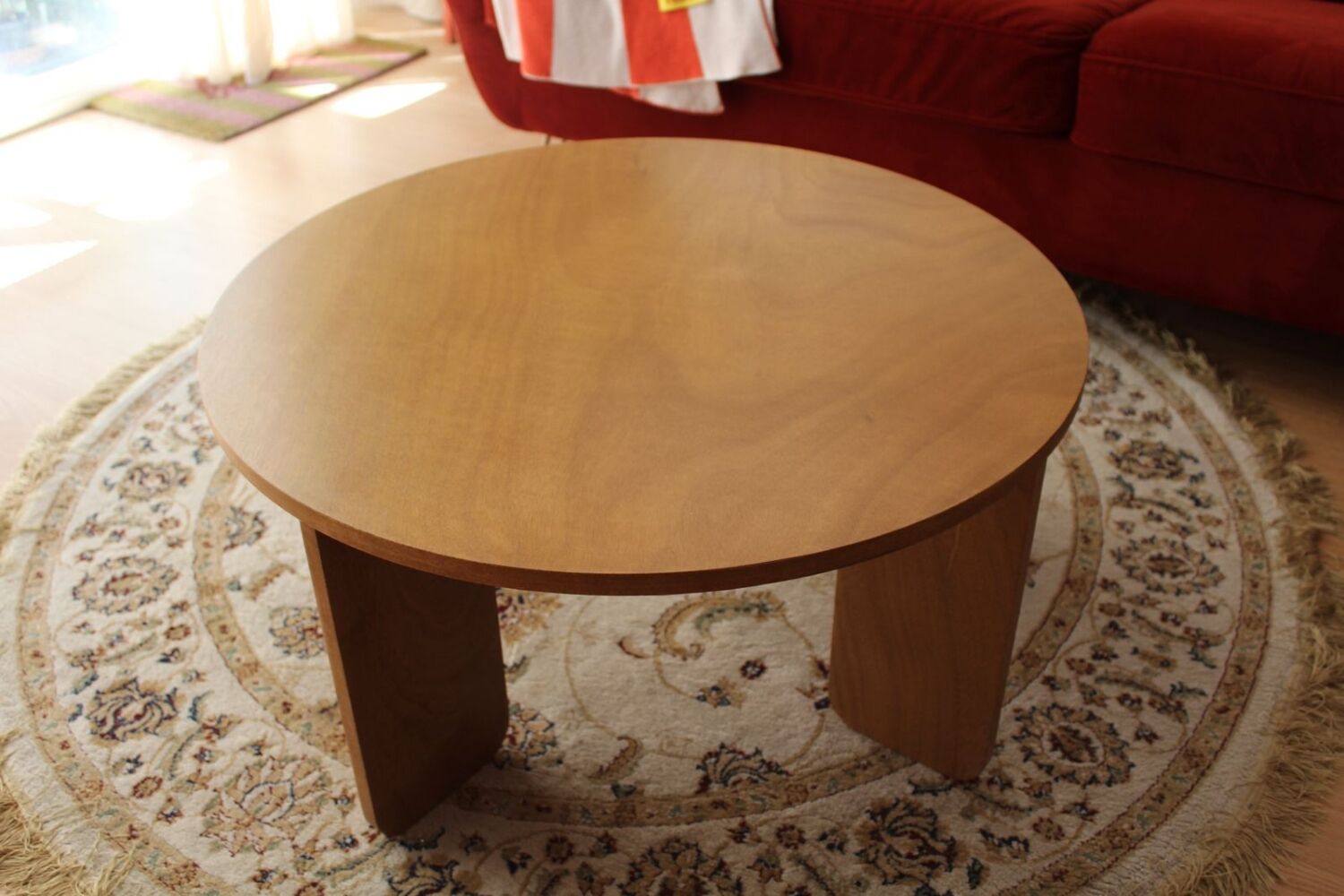 Table basse ronde contreplaqué