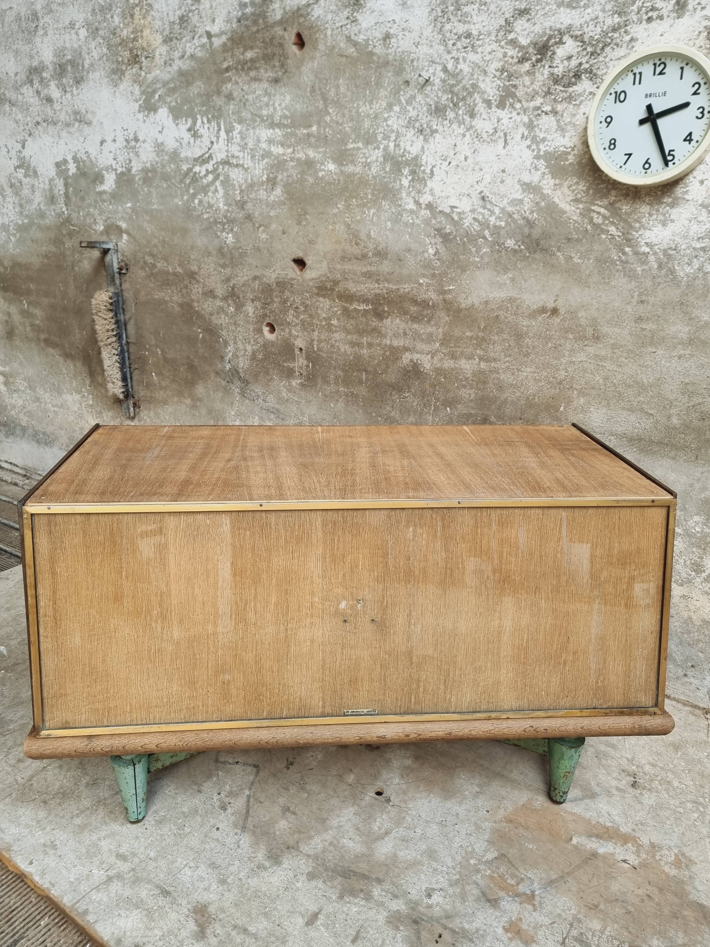 Side table in oak