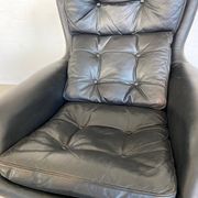 Vintage Danish swivel chair in black leather by Bramin