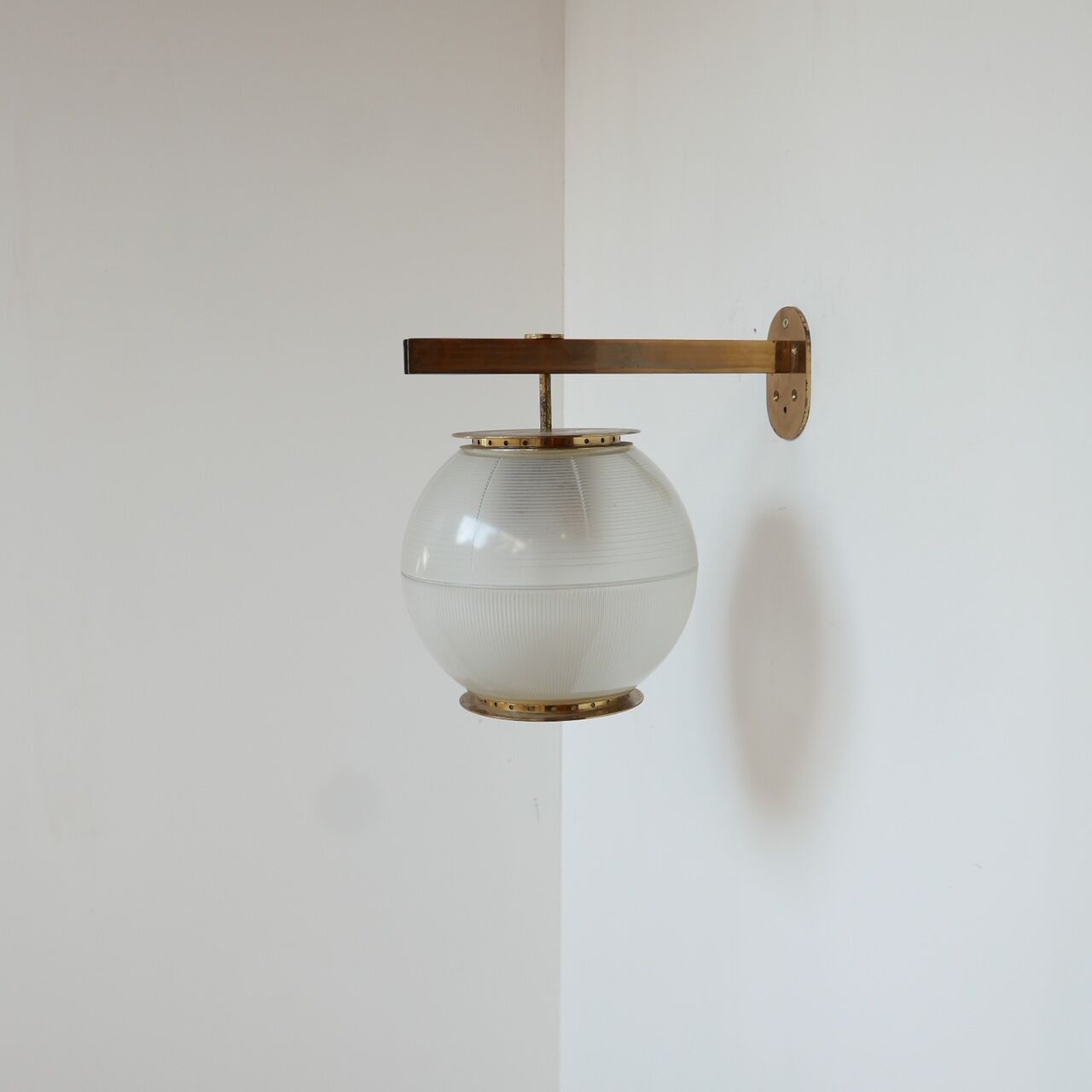 Ignazio Gardella LP7 Italian wall light